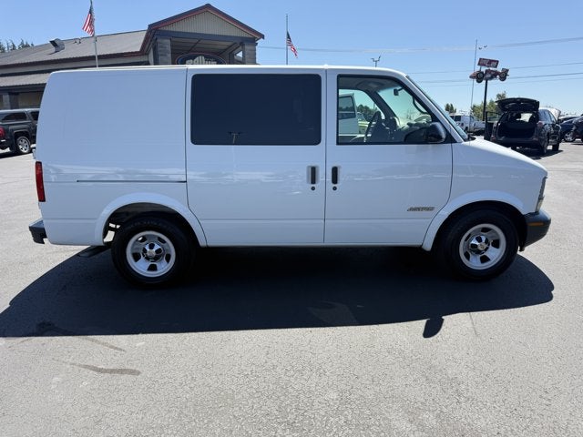 chevrolet astro cargo 2002 1GCDM19X22B145379 image chevrolet astro cargo 2002 1GCDM19X22B145379 image